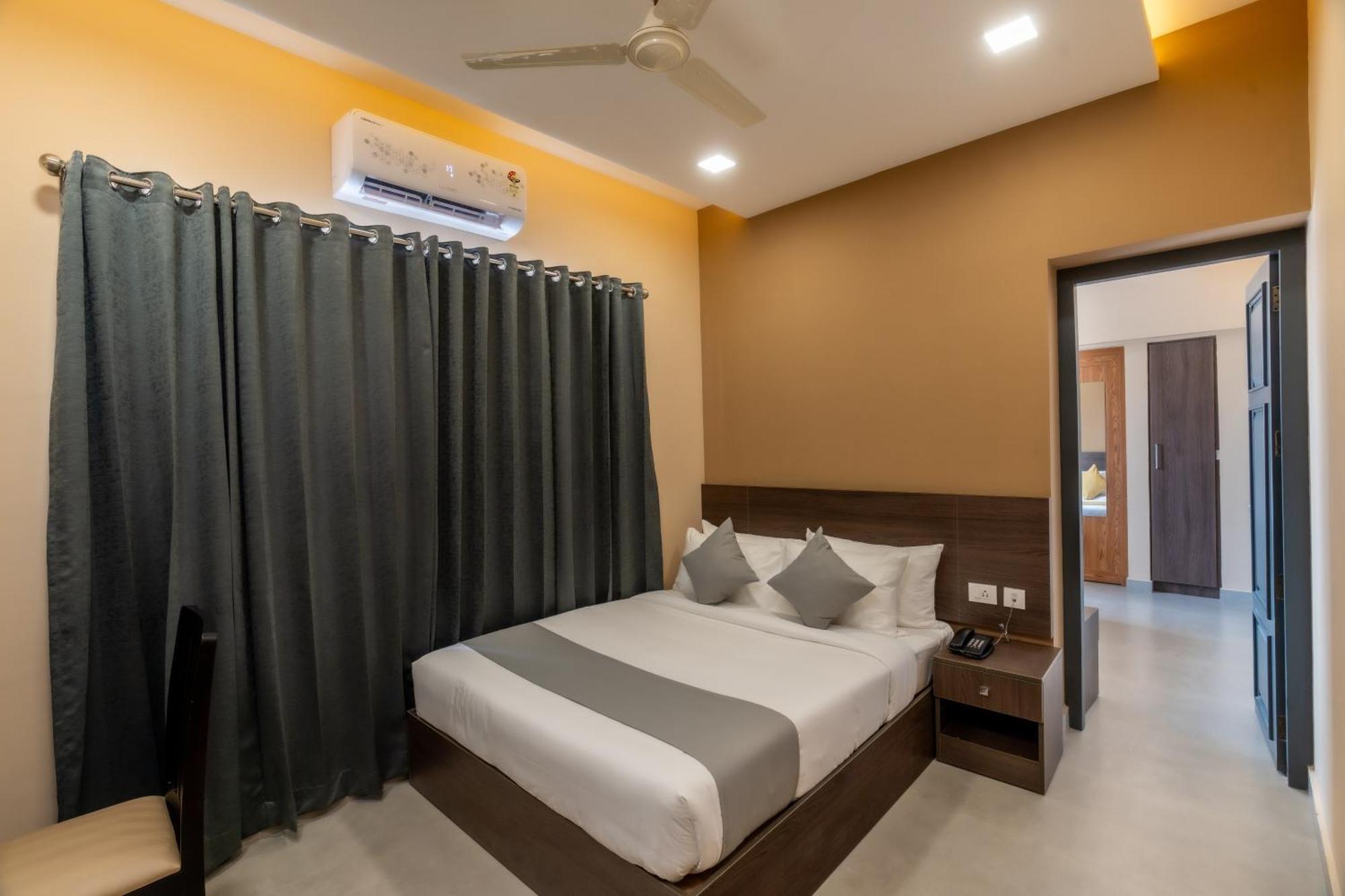 Court 11 By Dimora Hotel Kochi Kültér fotó