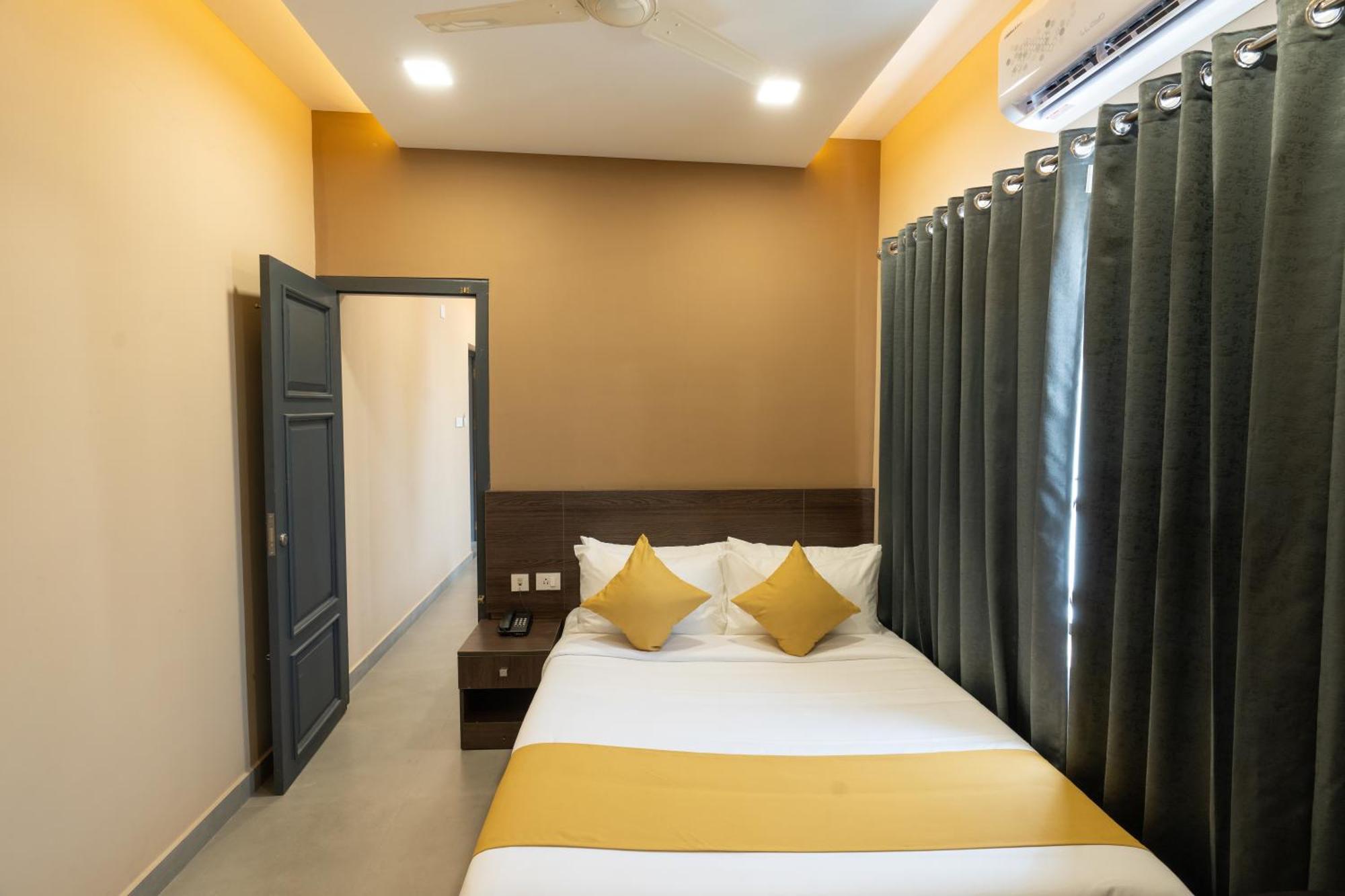 Court 11 By Dimora Hotel Kochi Kültér fotó