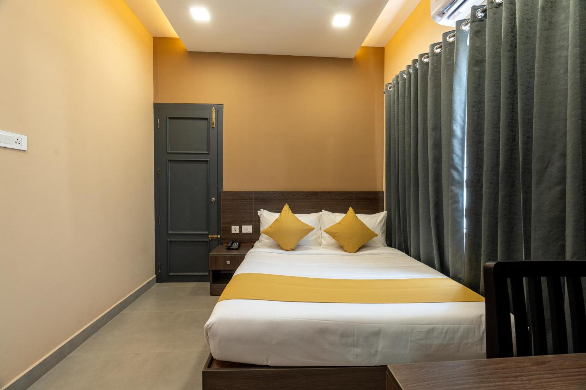 Court 11 By Dimora Hotel Kochi Kültér fotó